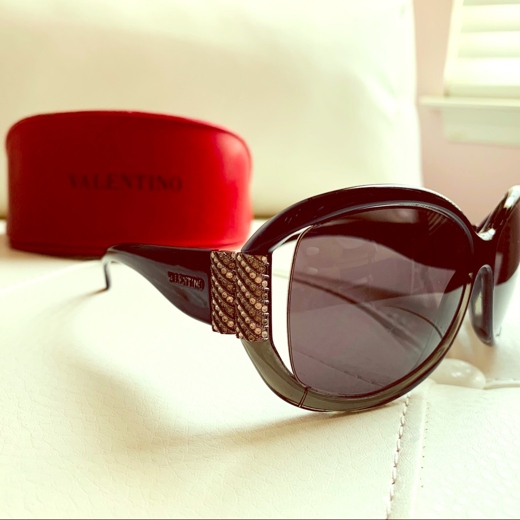 Authentic Valentino Sunglasses Great Condition